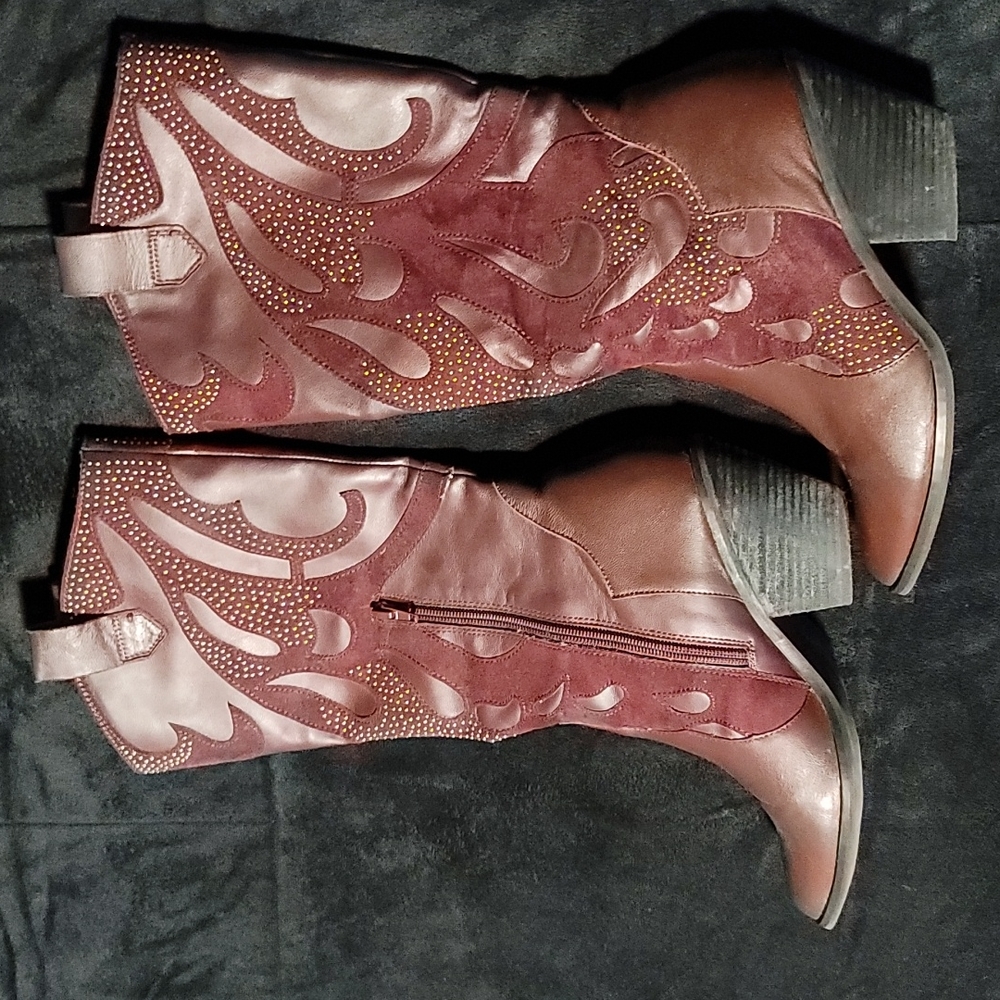 Carlos Santan Boots Size 8